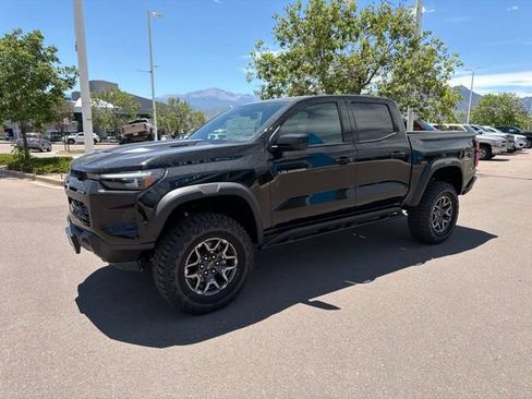 New 2026 Chevrolet Colorado ZR2 w/ Technology Package AWD/4WD image 3