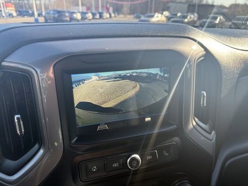 Used 2019 Chevrolet Silverado 1500 Custom image 33