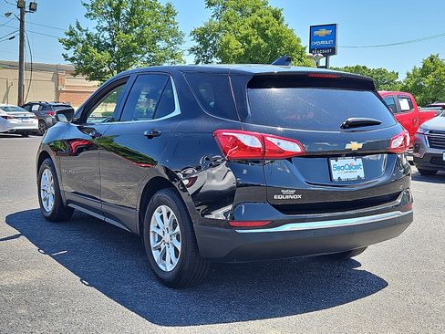 Used 2019 Chevrolet Equinox LT FWD image 5