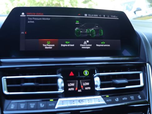 Used 2022 BMW M850i Gran Coupe xDrive AWD/4WD image 32