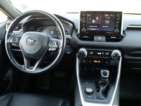 Used 2019 Toyota RAV4 XSE image 25