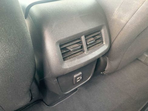 Certified 2022 Chevrolet Equinox LS image 20