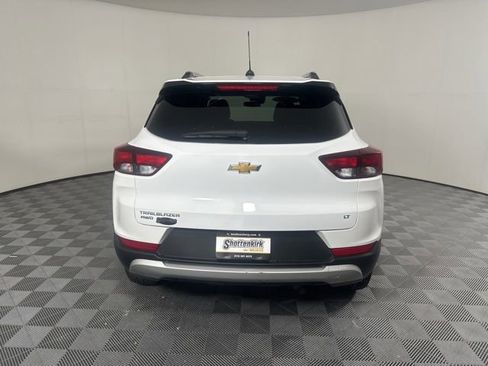 Used 2025 Chevrolet TrailBlazer LT AWD/4WD image 5