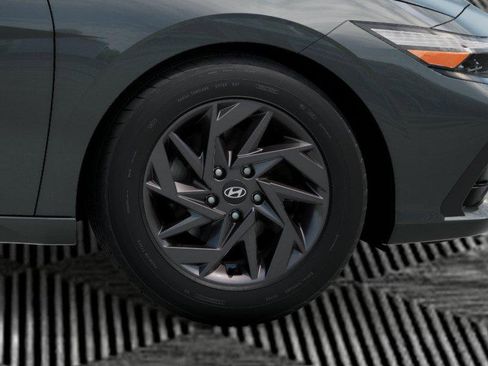 New 2026 Hyundai Elantra Hybrid FWD image 8