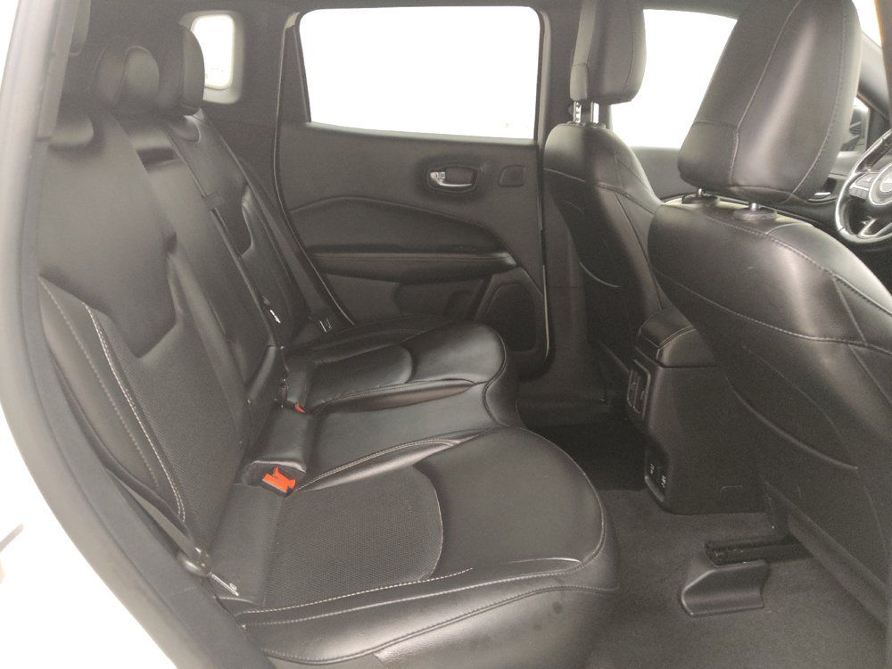 Used 2021 Jeep Compass Latitude w/ Sun and Sound Group AWD/4WD image 19
