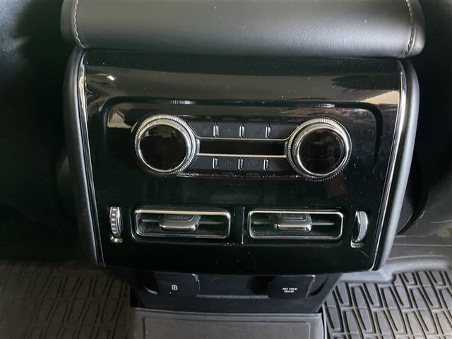 Used 2023 Lincoln Aviator AWD image 28