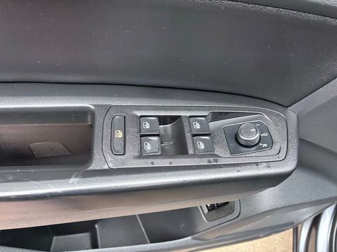 Used 2021 Volkswagen Atlas SE FWD image 30