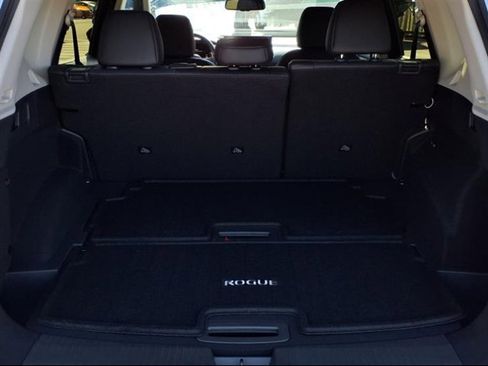 New 2026 Nissan Rogue Platinum image 25