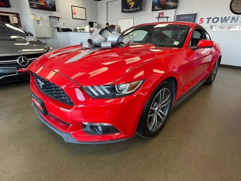 Used 2015 Ford Mustang Premium RWD image 6
