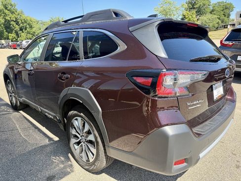 Used 2024 Subaru Outback Limited AWD/4WD image 7