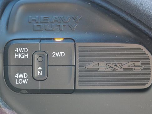 Used 2024 RAM 3500 Big Horn image 26