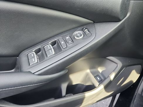 Used 2022 Honda Accord LX image 13