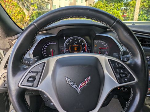 Used 2019 Chevrolet Corvette Z06 w/ Chrome Badge Package image 26