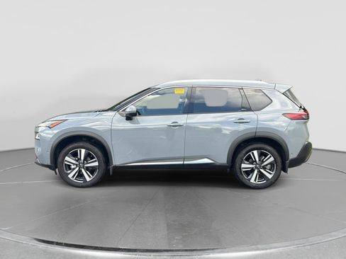 Used 2023 Nissan Rogue SL FWD image 2