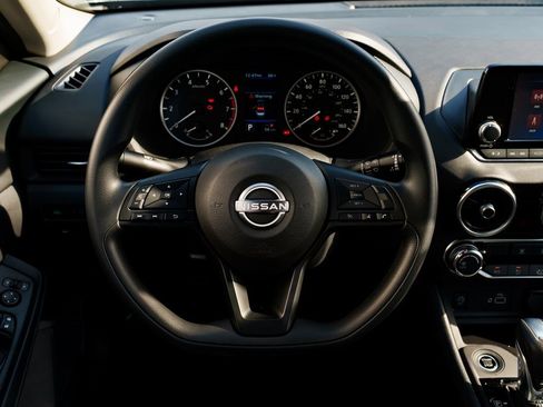 New 2025 Nissan Sentra S image 11