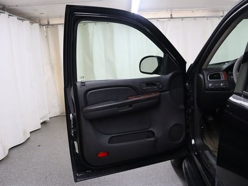Used 2007 GMC Yukon SLT w/ SLT Preferred Equipment Group AWD/4WD image 20