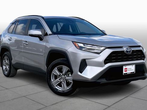 Certified 2023 Toyota RAV4 XLE w/ Convenience Package image 3