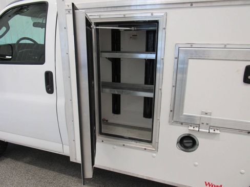 Used 2020 Chevrolet Express 3500 w/ Power Convenience Package RWD image 26