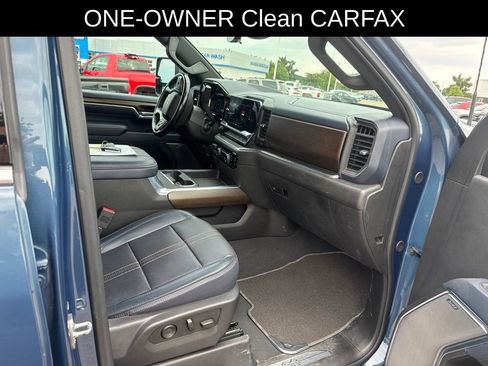 Used 2024 Chevrolet Silverado 2500 High Country w/ Technology Package AWD/4WD image 7