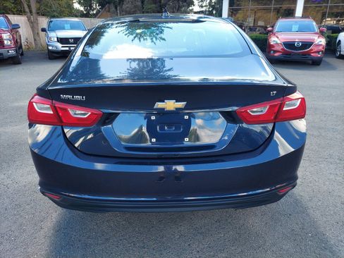 Used 2018 Chevrolet Malibu LT FWD image 5