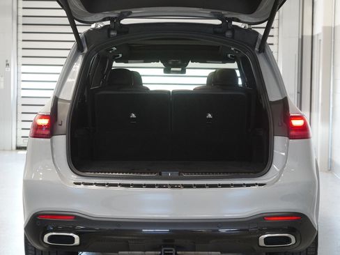 Used 2024 Mercedes-Benz GLS 450 4MATIC image 31