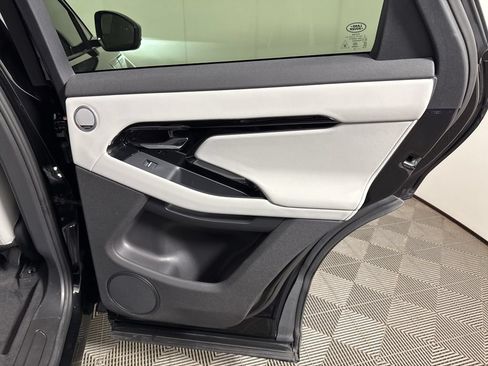 Used 2025 Land Rover Range Rover Evoque S AWD/4WD image 19