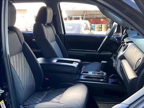 Used 2019 Toyota Tundra SR5 w/ TRD Off Road Package image 8