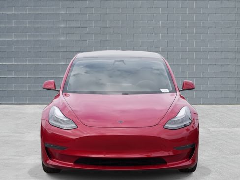 Used 2021 Tesla Model 3 Standard Range Plus image 2