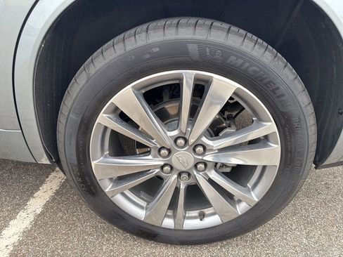 Certified 2023 Cadillac XT6 Premium Luxury w/ Platinum Package image 9