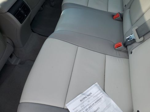Used 2013 Toyota Camry XLE w/ Leather Pkg FWD image 15