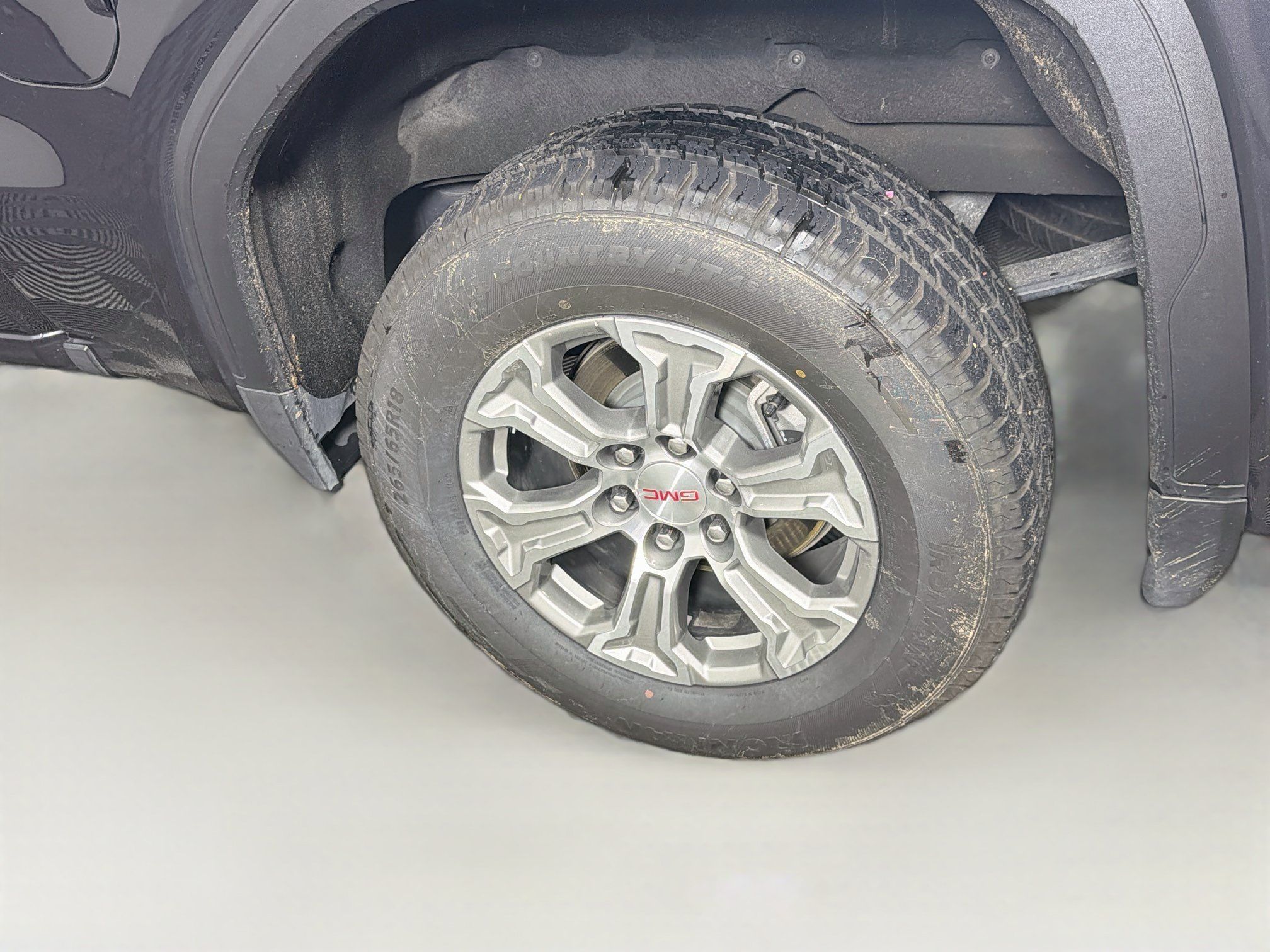 Used 2025 GMC Sierra 1500 SLT AWD/4WD image 11