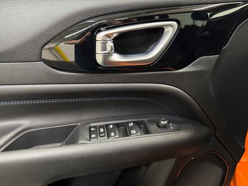 New 2026 Jeep Compass Limited image 25