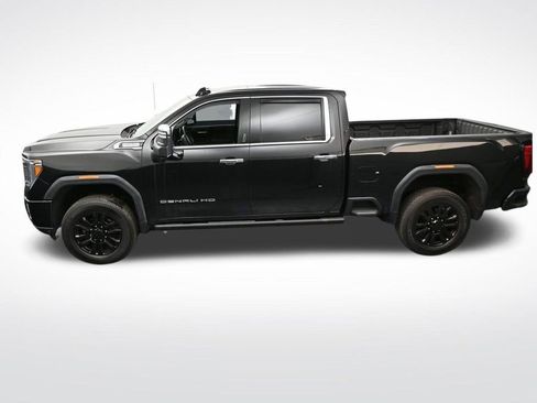 Used 2023 GMC Sierra 2500 Denali w/ Denali Black Diamond Edition image 16