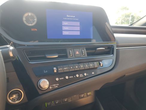 Used 2023 Lexus ES 350 w/ Premium Package image 25