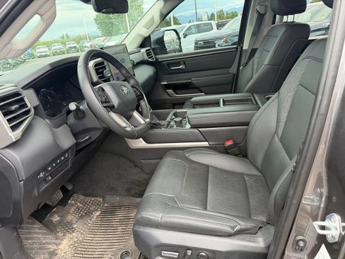 Used 2024 Toyota Tundra Limited AWD/4WD image 3