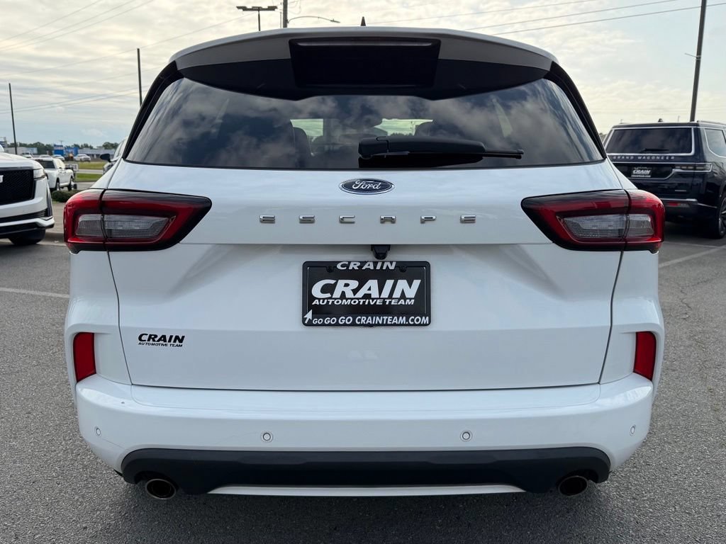 Used 2023 Ford Escape ST-Line w/ Tech Pack #1 FWD image 6