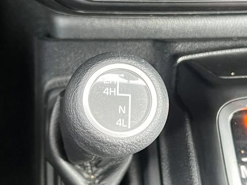 Used 2021 Jeep Wrangler Unlimited Sport AWD/4WD image 32