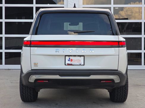 Used 2024 Rivian R1S Adventure AWD/4WD image 7