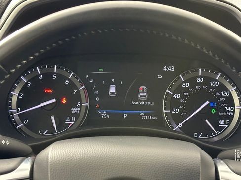 Used 2021 Toyota Highlander XLE AWD/4WD image 33