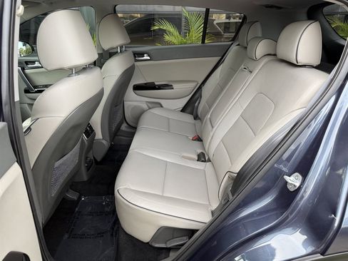 Used 2019 Kia Sportage EX w/ EX Premium Package image 15