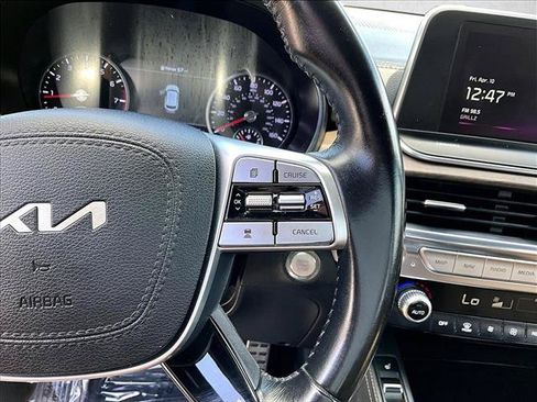 Used 2022 Kia Telluride SX w/ Towing Package FWD image 19