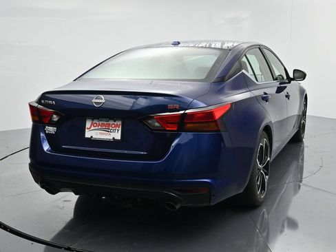 Used 2023 Nissan Altima 2.5 SR FWD image 6