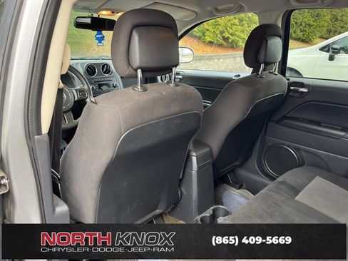 Used 2016 Jeep Compass Sport w/ Power Value Group image 8