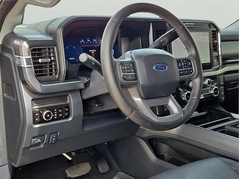 Used 2025 Ford F250 Lariat w/ Lariat Ultimate Package AWD/4WD image 15