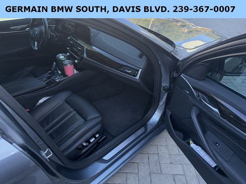 Used 2019 BMW 530i xDrive w/ Premium Package image 23