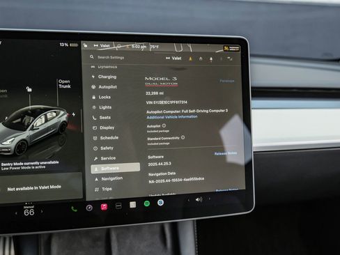 Used 2023 Tesla Model 3 Performance image 34