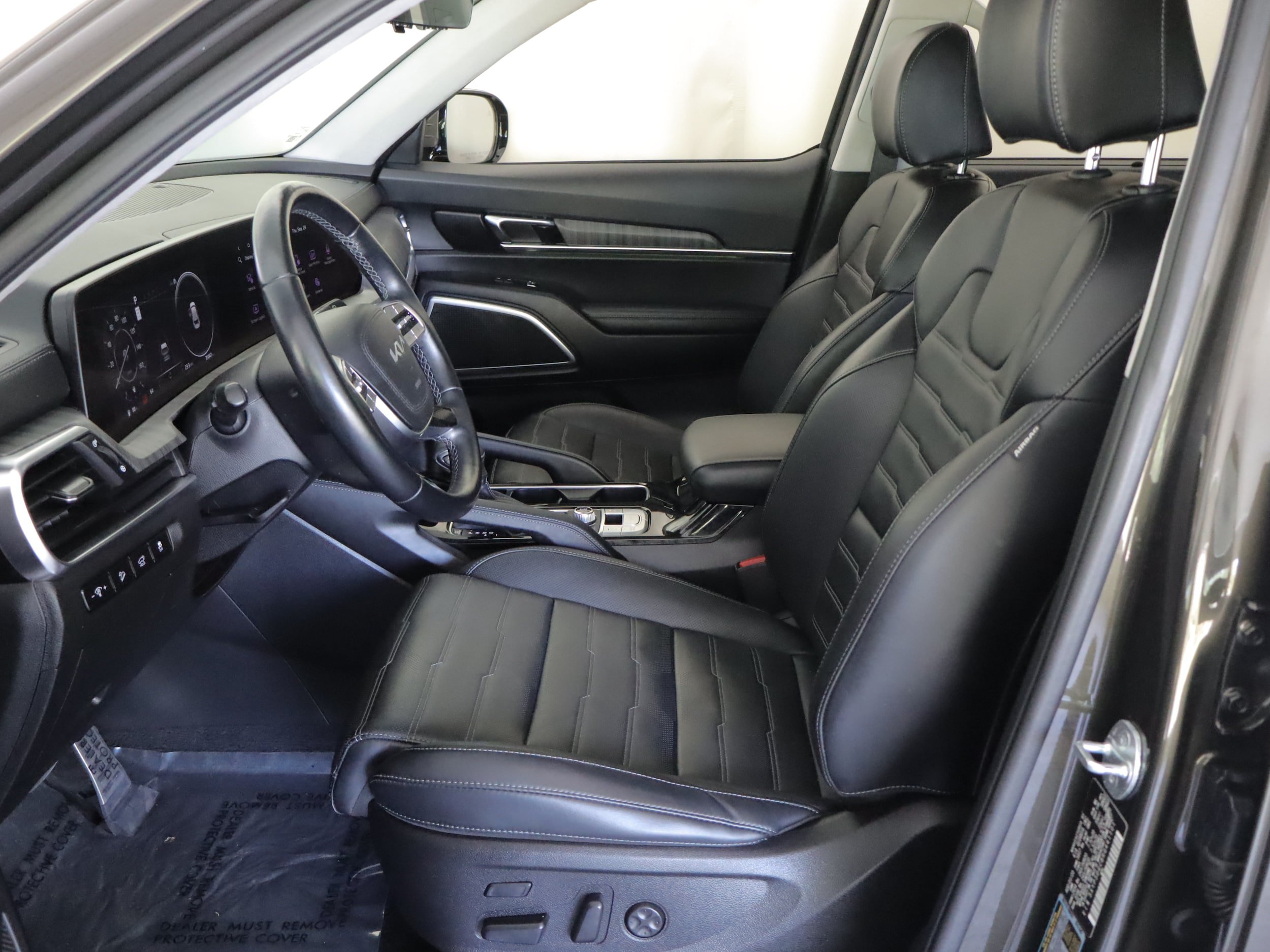 Certified 2024 Kia Telluride SX Prestige AWD/4WD image 8