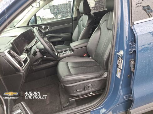 Used 2024 Kia Sorento S AWD/4WD image 19