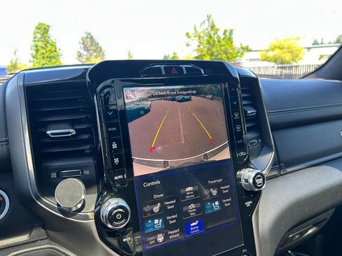 Used 2019 RAM 1500 Sport w/ Leather & Sound Group AWD/4WD image 17