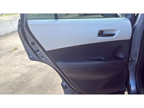 Certified 2025 Toyota Corolla Cross L FWD image 16